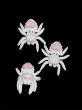 Mini jumping spider moving parts fidget toy