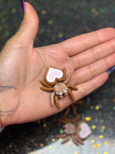 Mini jumping spider moving parts fidget toy