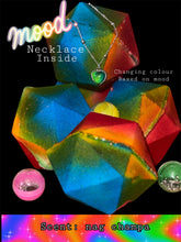 Mood Necklace bath bomb (necklace inside)