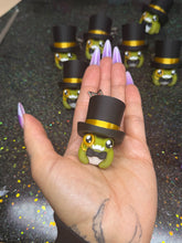 Royal Frog Top Hat clicker